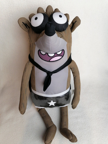 Peluche Original Rigby Un Show Mas Cartoon Network Habla 43. (Usado)
