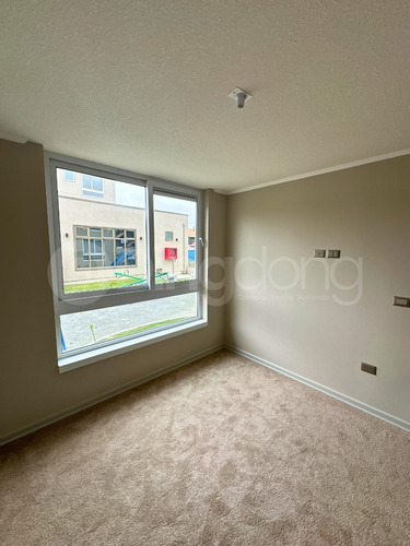 Departamento En Arriendo En Exclusivo Sector Valle Noble