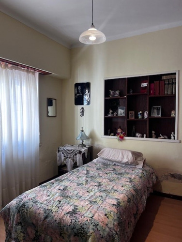 Venta Chalet Desarrollado En Una Sola Planta, Con Parque Y Patio, Zona Nueva Pompeya, A 7 Cuadras Del Mar