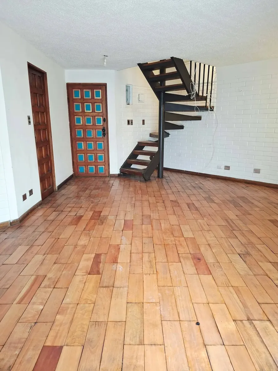 Imagen 3 de 11 de Se Vende Hermosa Casa De 3 Pisos.