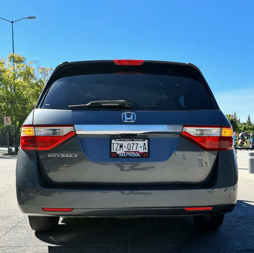 Honda Odyssey 3.5 Lx Minivan At