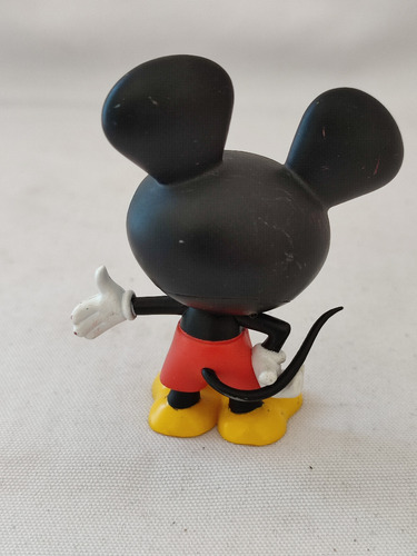 Mickey Mouse Ojos Cerrados Funko Mystery Minis Disney (Usado)
