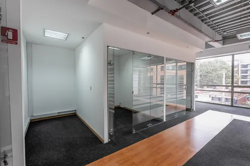 Oficina En Arriendo En Chico Norte Ii. Cod A1094080