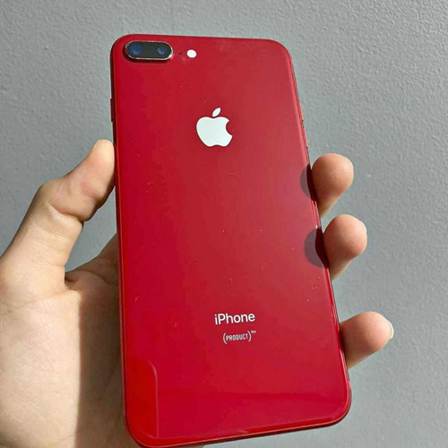 iPhone 8 Plus