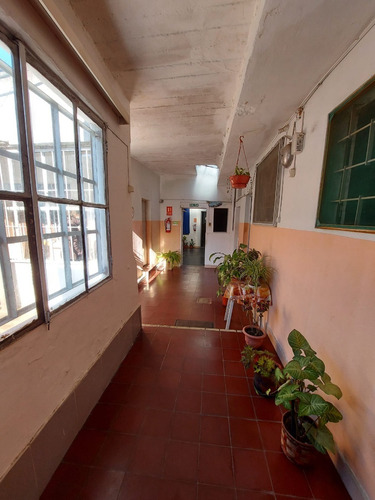 Imagen 15 de 17 de Casa 14 Dormitorios, Garaje, Funcionando Actualmente Como Pensión (negoción)