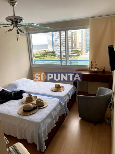 Departamento En Venta De 3 Dormitorios En Torre Nueva York.