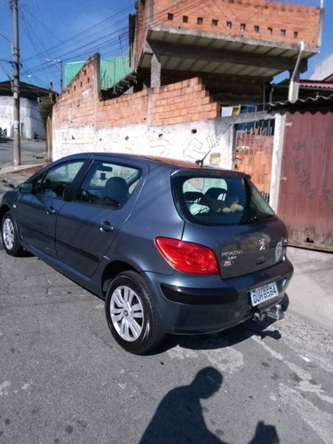 Peugeot 307 1.6 Presence Flex 5p 2007