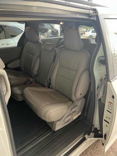 Toyota Sienna 3.5 Le V6 At