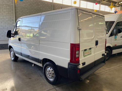 Imagem 3 de 13 de Ducato Cargo 2015 7,5 M³ Com Ar Cnh B!