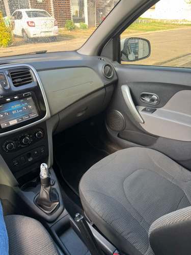 Renault Logan 1.6 Dynamique Mt