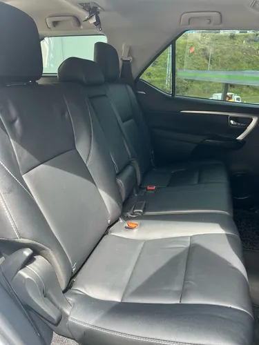 Toyota Fortuner 2.4 Diésel Srv 4X2