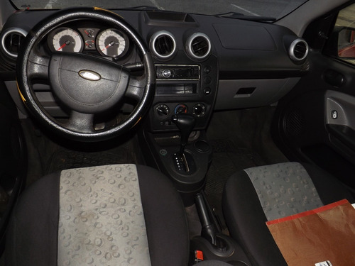 Ford Fiesta .