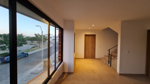Estrena Casa De 3 Recámaras En Juriquilla Querétaro