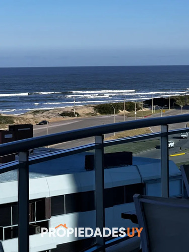 Venta Apartamento De 4 Dormitorios Y 4 Baños Con Piscina Y Loza Radiante En La Brava