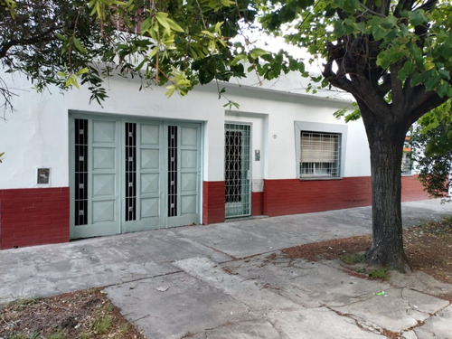 Venta Casa 3 Amb-garage-terraza- Patio-banfield O.