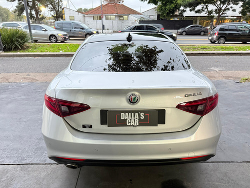 Alfa Romeo Giulia 2.0 200cv 200 Distinctive