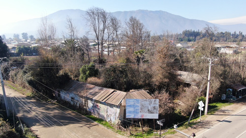 Amplio Terreno, Para Uso Rural Y Comercial.