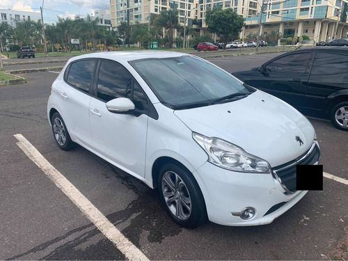 Peugeot 208 Active Flex 5p.