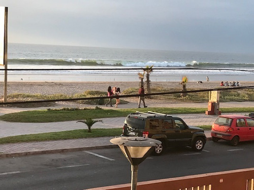 Imagen 2 de 14 de Excelente Departamento Frente Al Mar