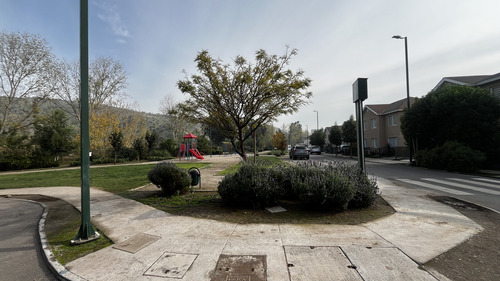 Arriendo Lo Campino Casa Condominio