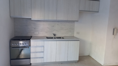 Imagen 4 de 28 de Duplex Tipo Casa Lomas De Zamora