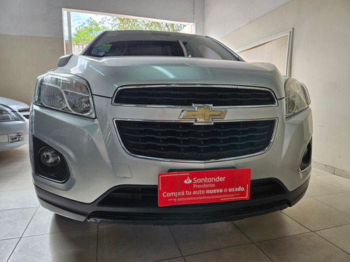 Imagen 4 de 22 de Chevrolet Tracker 2015 1.8 Ltz Fwd Mt 140cv