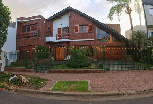 Casa En Venta En Ramos Mejia Sur