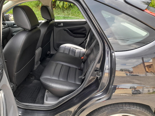 Ford Focus II 2.0 16V/SE/SE Plus Flex 5p Aut.