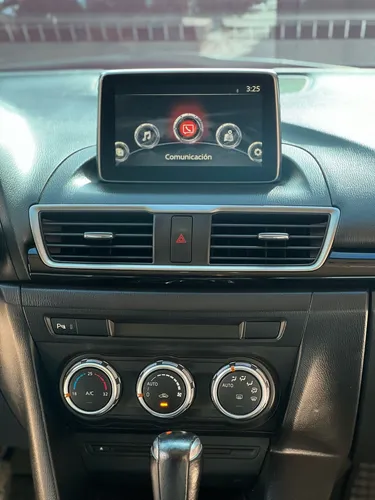 Mazda 3 2.0 Touring At
