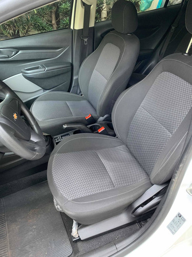 Imagem 7 de 10 de Chevrolet Onix 2019 1.0 Joy 5p