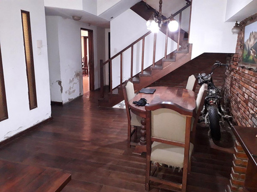 Imagen 6 de 16 de Chalet Lote Propio, 3 Dormitorios, Jardín, Cochera - Olivos