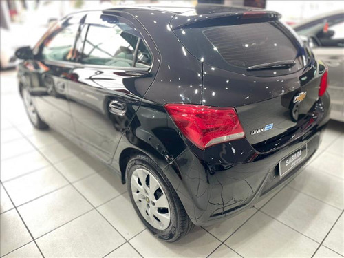 Chevrolet Onix Onix 1.4lt (aut)