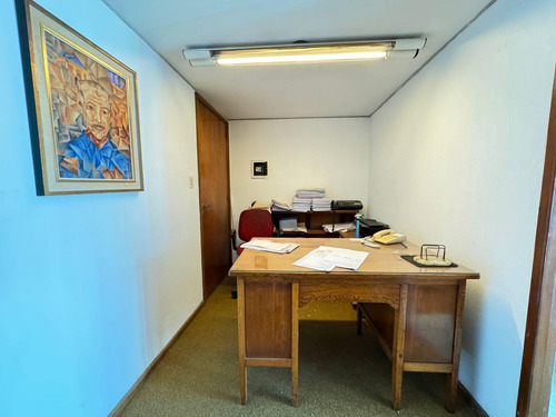 Venta Oficinas En Galeria Rosario. Centro, Rosario