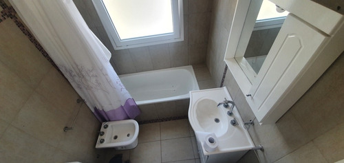 Imagen 9 de 14 de Vendo Casa Barrio Álvarez Del Bosque (oportunidad!!)