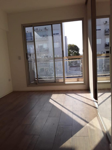 Imagen 12 de 24 de Edificio - Villa Urquiza