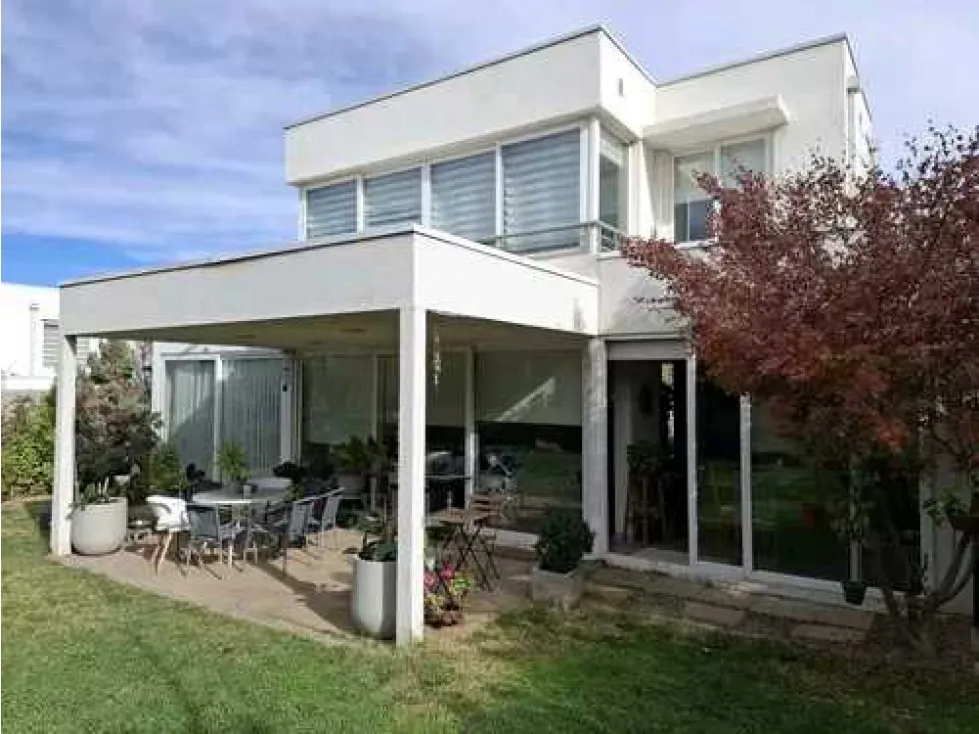 Imagen 3 de 17 de Casa En Barnechea/ Av. La Dehesa Pie Andino