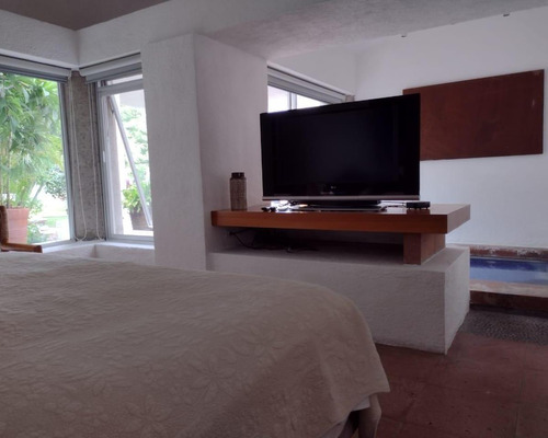 Casa En Fraccionamiento En Colinas Santa Fe Morelos