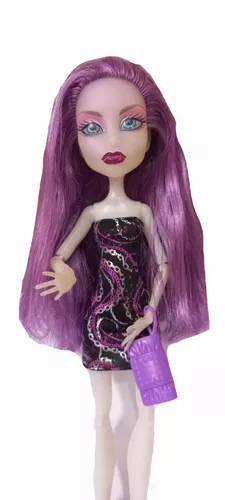 Boneca Monster High Assombrada Draculaura Mattel - R$ 109,99