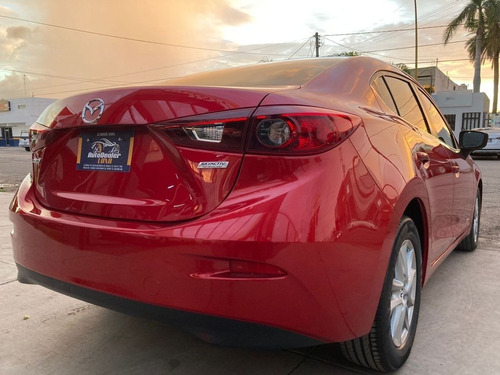 Imagen 6 de 15 de Mazda 3 Touring, 2016