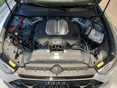 Audi RS6 4.0 V8 Performance Tiptronic Quattro
