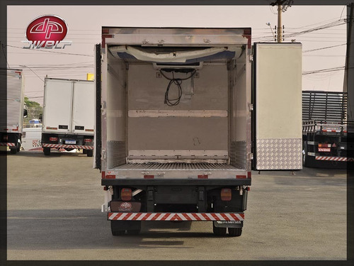 Imagem 5 de 15 de Caminhão Ford Cargo 816 Refrigerado