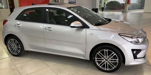 Imagen 2 de 13 de Kia Rio