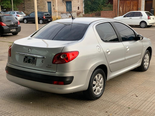 Peugeot 207 1.4 Sedan Allure 75cv 2011