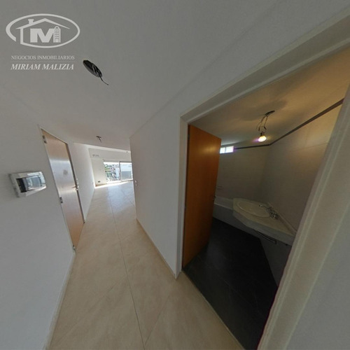 Imagen 7 de 14 de Venta Departamento 2 Amb Ramos Mejia Balcón Lavadero