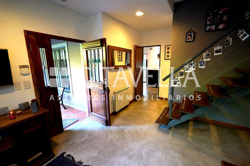 Imagen 4 de 9 de Venta De Casa Parque Y Pileta Villa Udaondo Ituzaingo