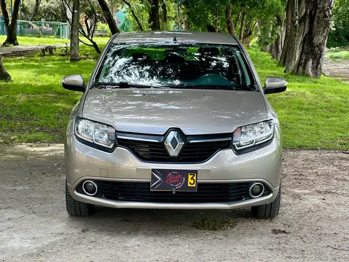 Renault Logan 1.6 Expression / Life + mecánico