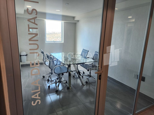 Oficina Ejecutiva En Renta / Venta, En Corporativo Luma, Milenio Iii
