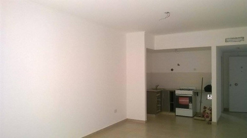 Imagen 5 de 10 de Venta Monoambiente En 51 Y 20
