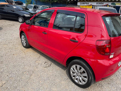Imagem 5 de 11 de Volkswagen Fox 2013 1.0 Vht Total Flex 5p