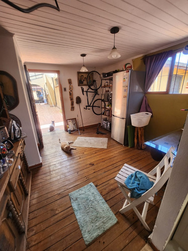 Hermoso Casa. Con Excelente Ubicación, Independencia